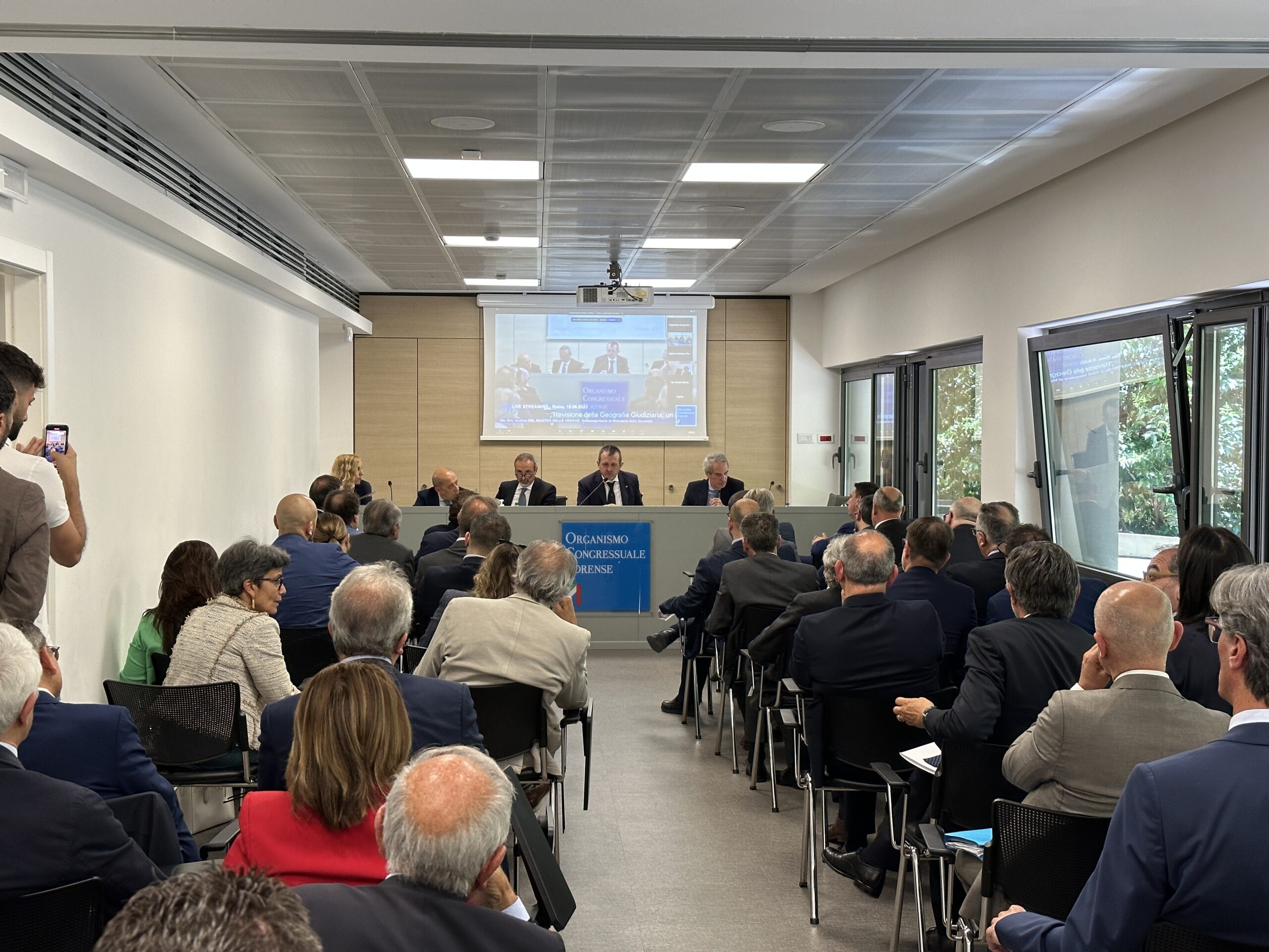Incontro-Organizzazione-Congressuale-Forense-scaled 2789